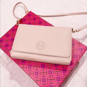 Tory Burch Wallet on a Chain, Light Blush Pink